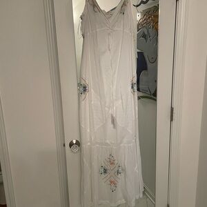 NWT white maxi with embroidery